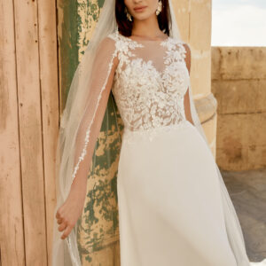 Alternative view of robe de mariee elegante