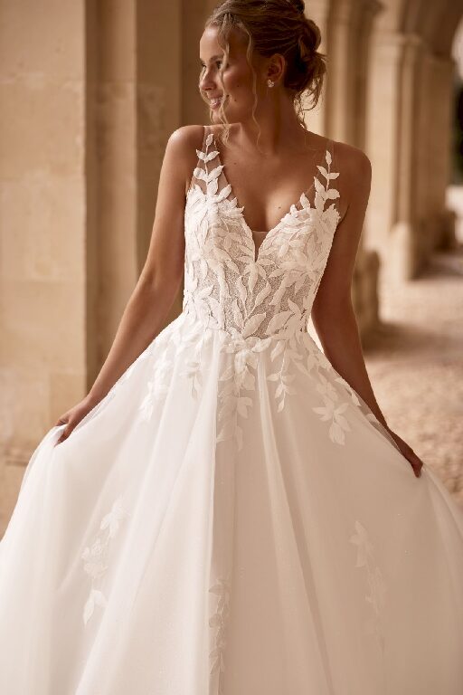 Alternative view of robe de mariee floravelle