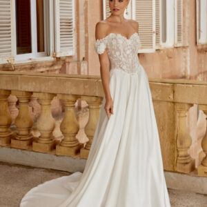 robe bustier en dentelle en taille basque